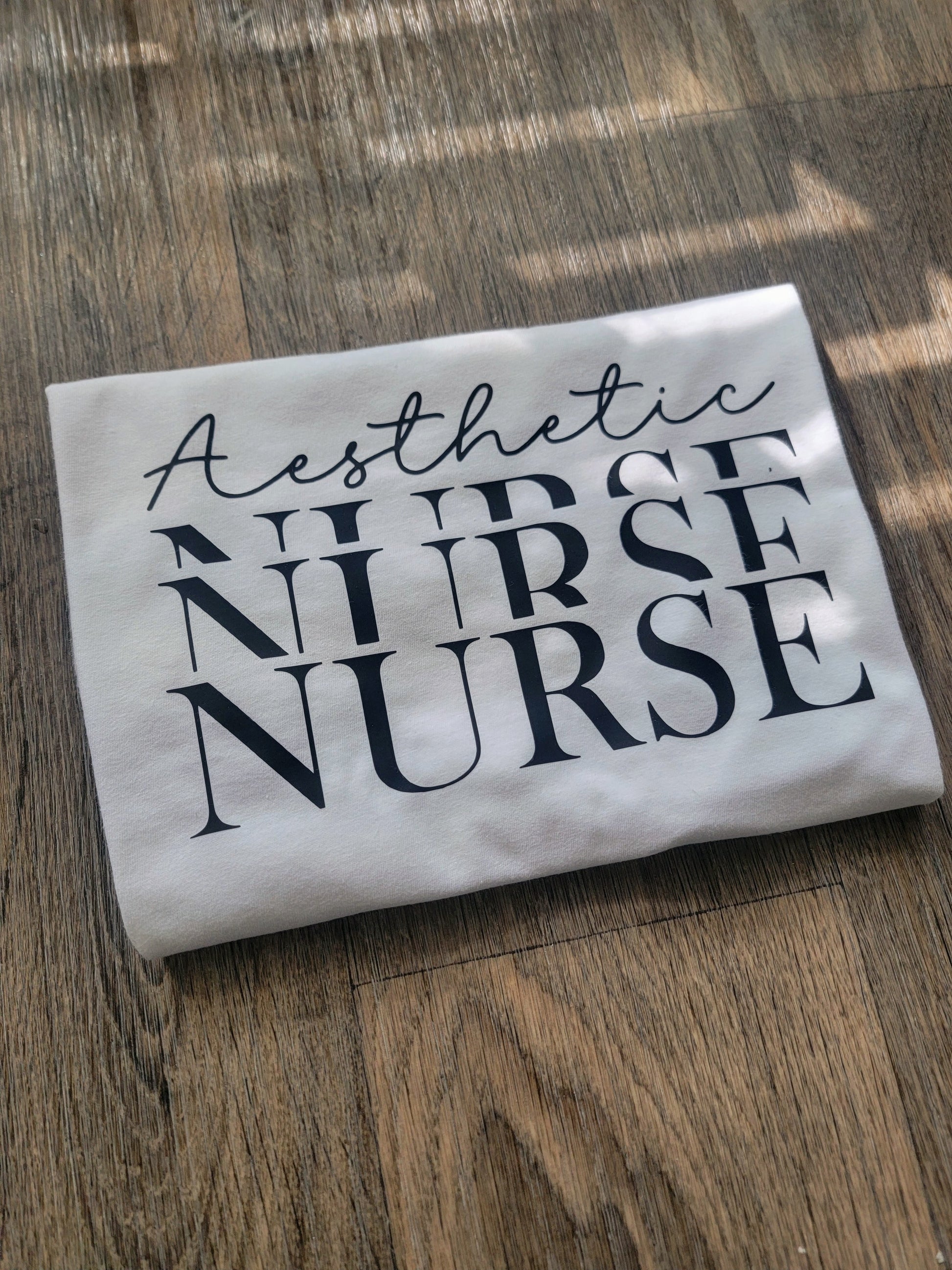 Aesthetic Nurse Graphic T-shirt - Pink Love Monet